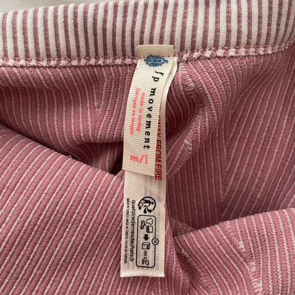 Elegant Striped Crop Tank Top in Pink - Picture 3 of 3